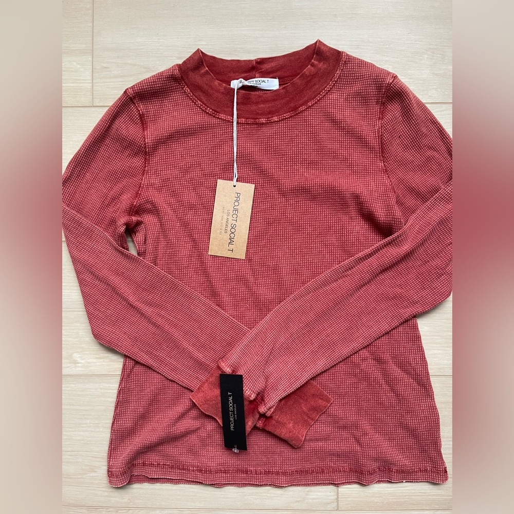 🏷️ NWT PST by Project Social T Rust Colored Long Sleeve Waffled Top